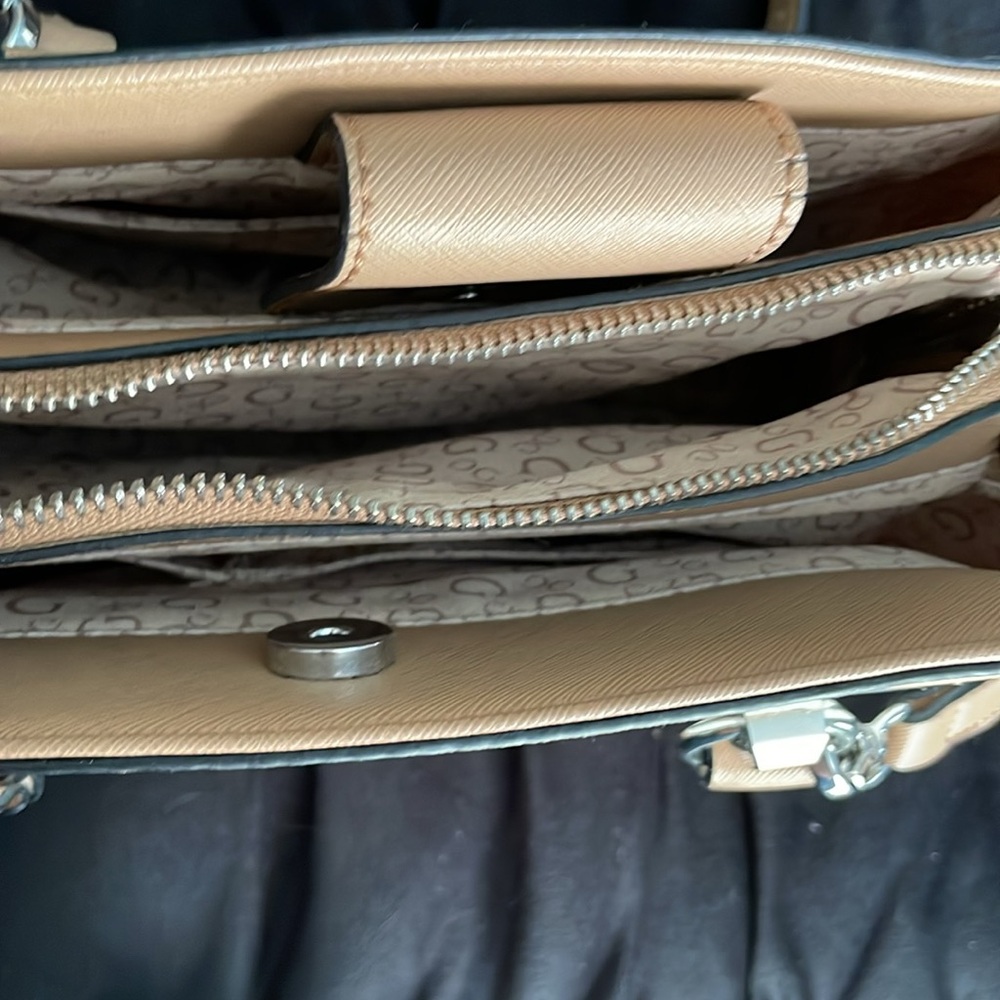 purse - Picture 2 of 2